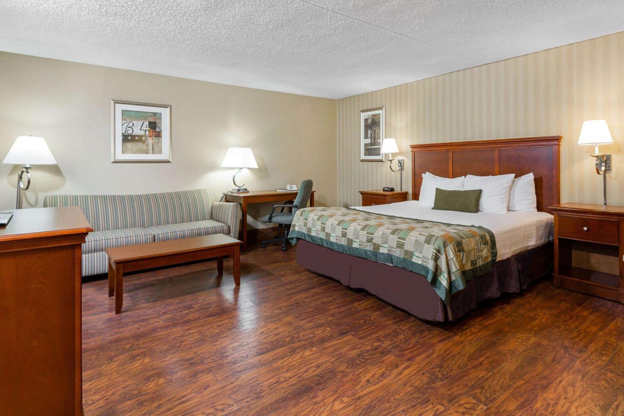 Days Inn By Wyndham Вестминстер Экстерьер фото